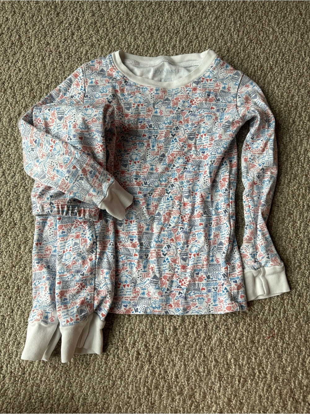 Joy Street Kids Long Sleeve Pajamas in Valentines Print